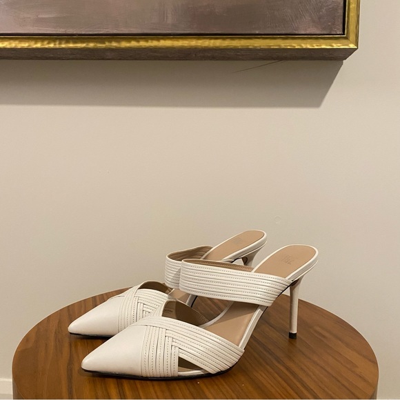 ⏱️24 HR SALE⏱️ Paige White Heels - Picture 1 of 6